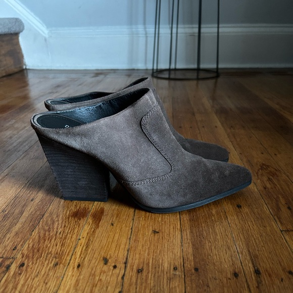 Donald Pliner Valda Block Heel Mule Clog Suede Leather Shoes Size 9.5 M Brown - Picture 3 of 8